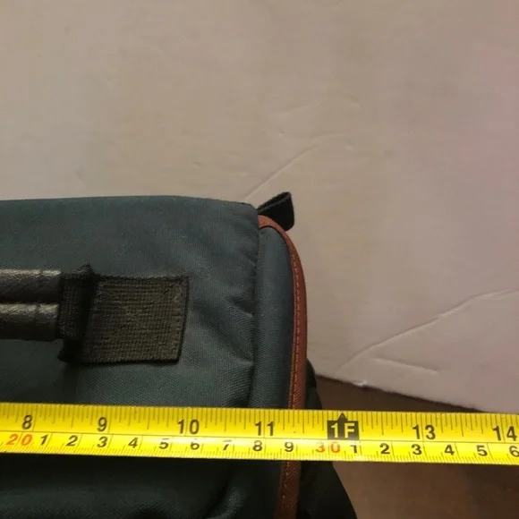 - Video Camera Case. Lowe Pro. - Picture 8 of 9